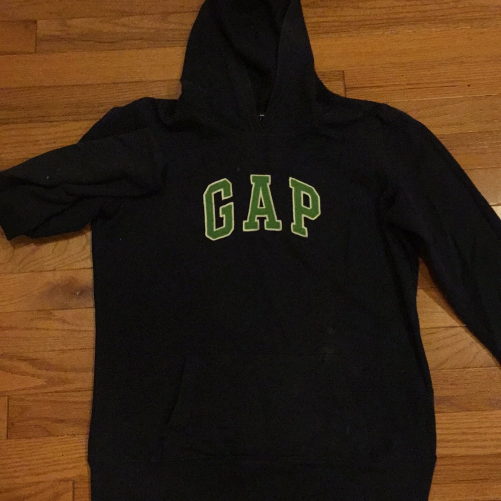 Women Gap sweatshirt
